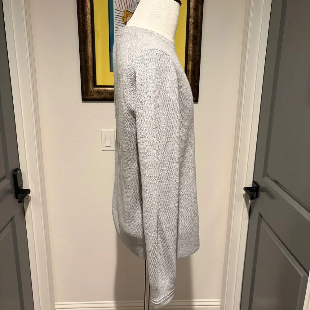 Banana Republic Men's Textured Grey Crewneck Sweater Size M Brand New